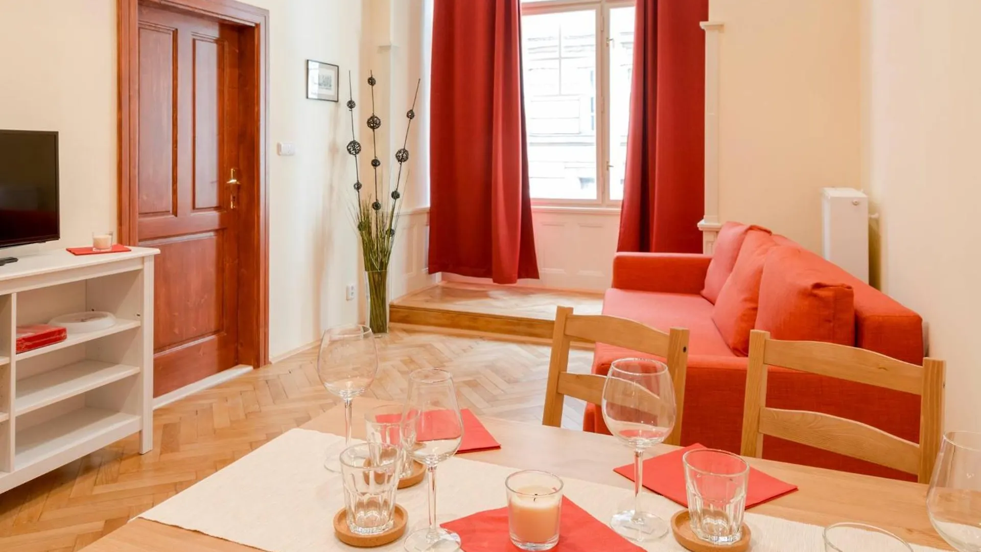 Stella Apartments contacts
